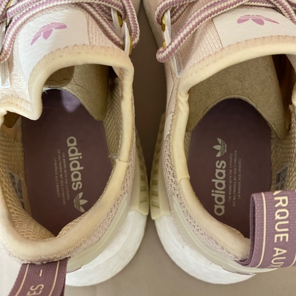 Adidas 7.5 NMD R1  Hybrid Hiker Magic Mauve GW9426 - Picture 8 of 14